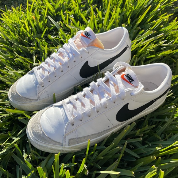 Nike Shoes - Nike Low tops blazer Mid 77 Size  6.5 women Platform gently used trendy